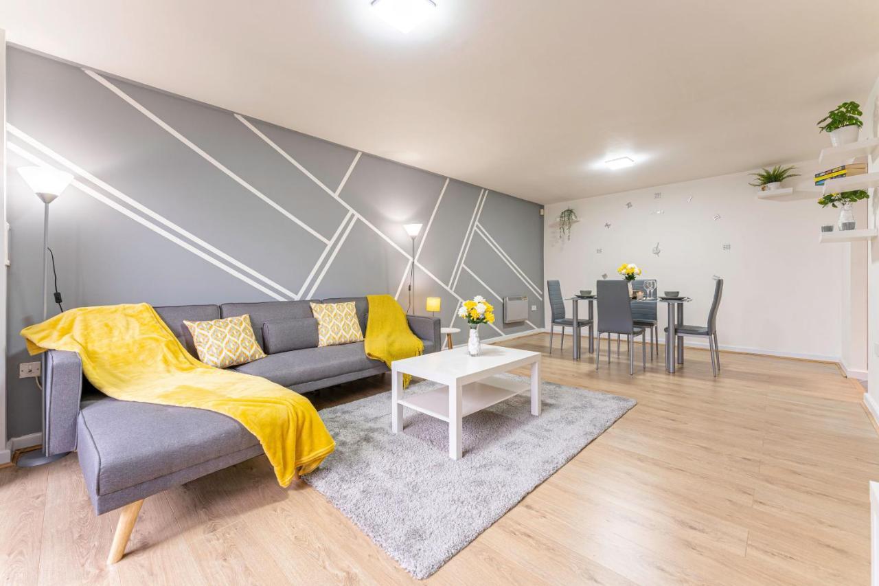 קובנטרי Riley House Spacious City Apartment מראה חיצוני תמונה